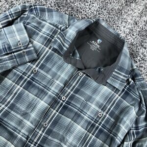 Kuhl Shirt Mens Large Blue Plaid Long Sleeve Button Up Casual Outdoor Hiking